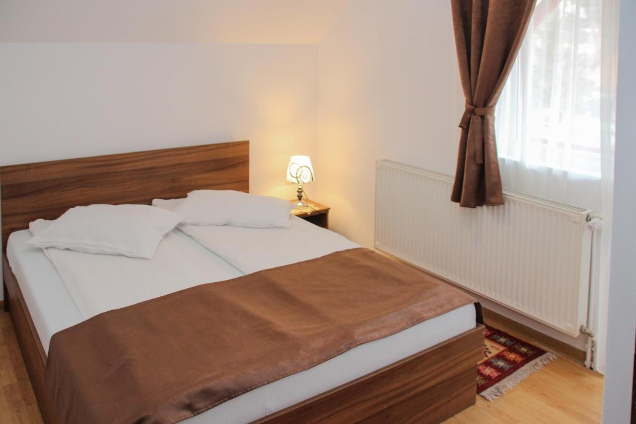 Apartamente Gergely Apartmanok Praid Exteriör bild